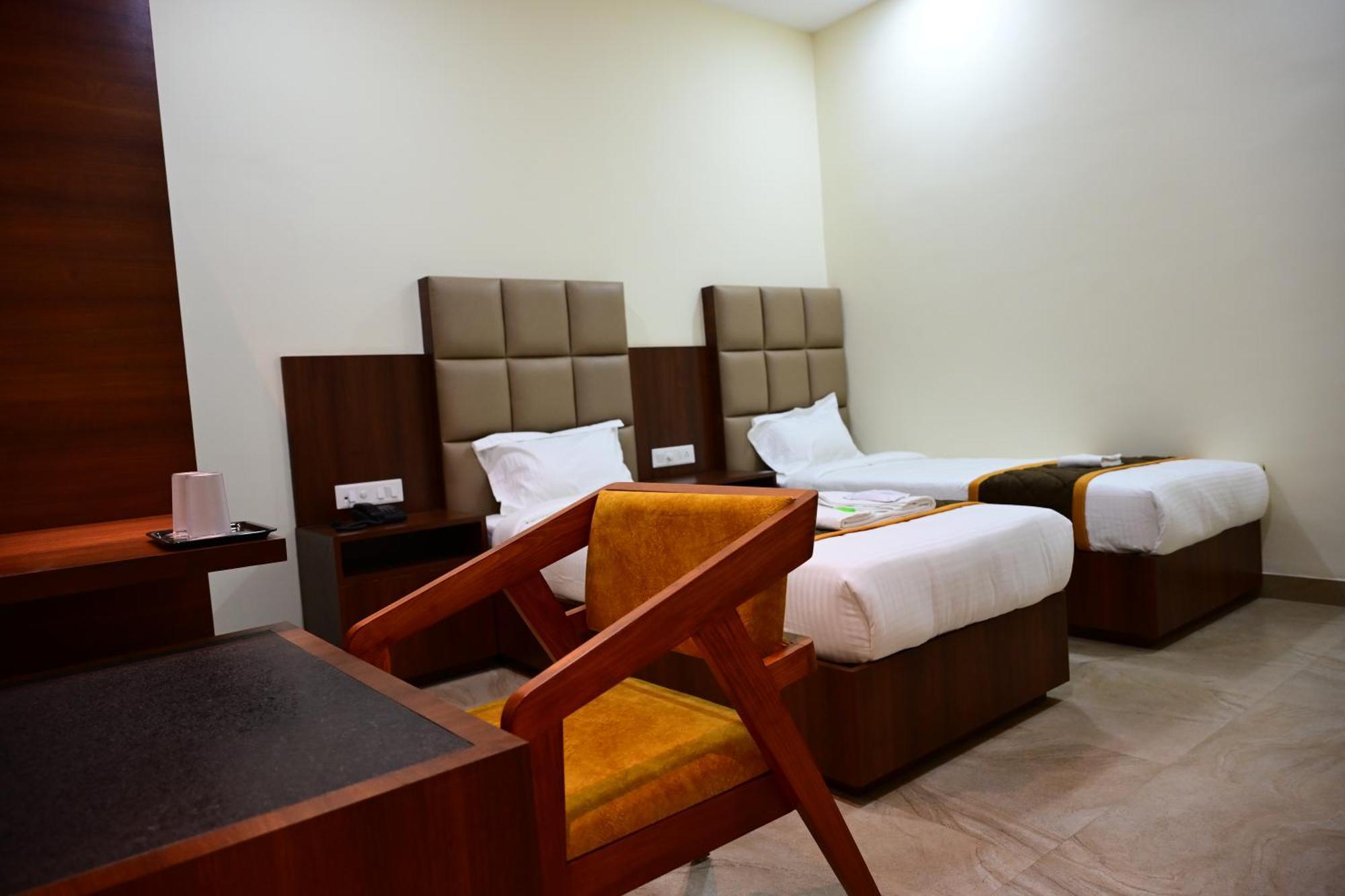 Unnati Stay Inn Vijayapura Bijāpur Zewnętrze zdjęcie