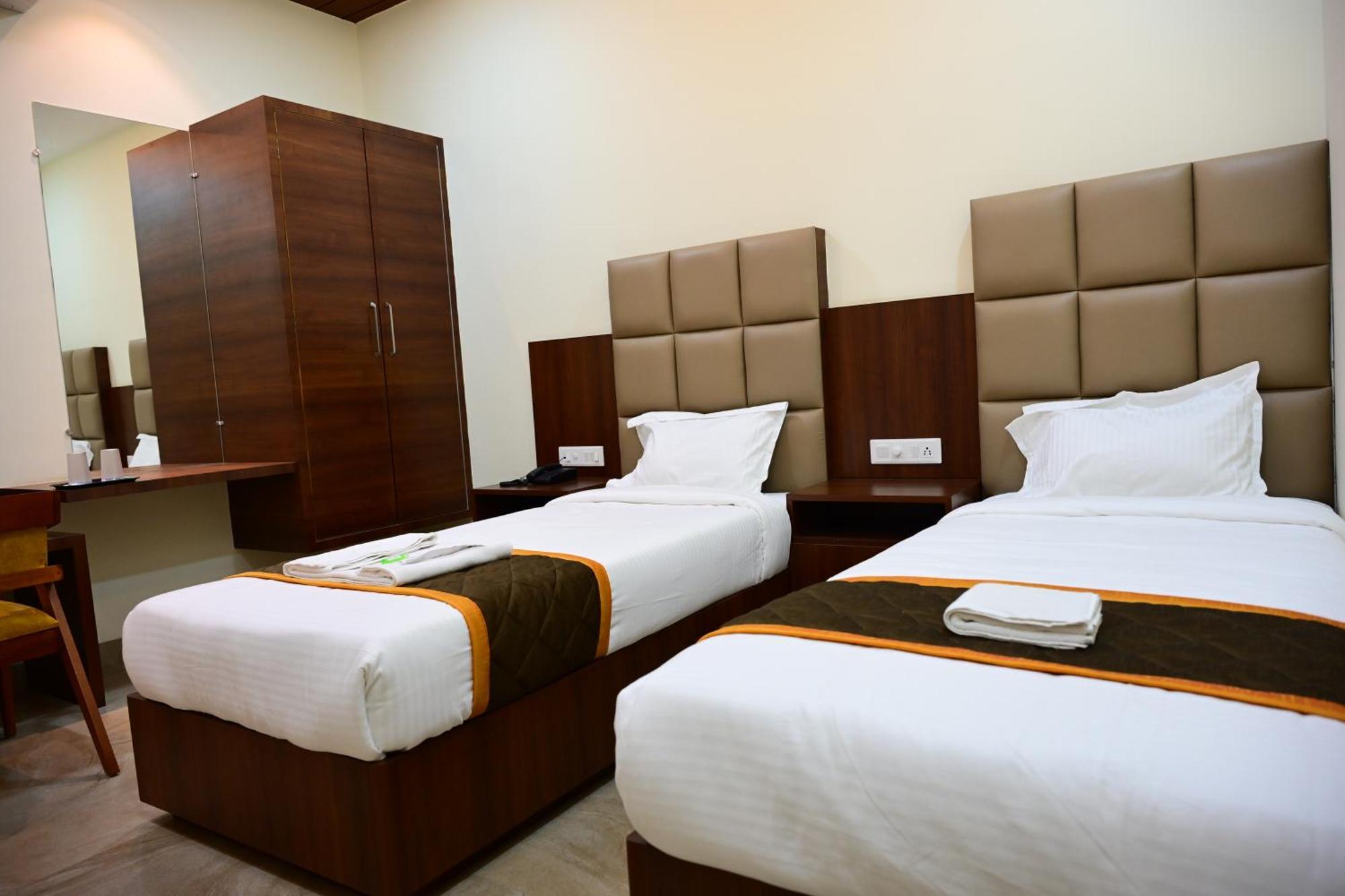 Unnati Stay Inn Vijayapura Bijāpur Zewnętrze zdjęcie