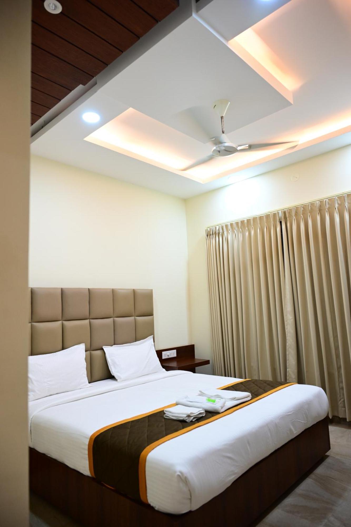 Unnati Stay Inn Vijayapura Bijāpur Zewnętrze zdjęcie